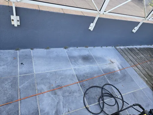 Aujourd'hui, traitement de l'humidité, chez une cliente à Liffré, Maen Roch, Progrès Rénovation